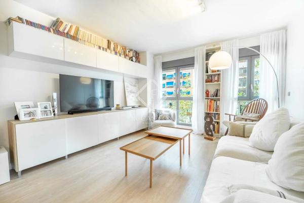 Apartment for sale in  Avenida General Marvá, Alicante photo 4