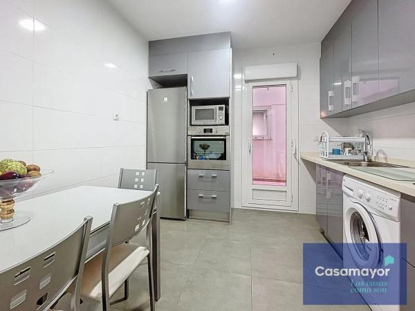 Apartment for sale in Calle Poeta Quintana, 40, Alicante thumbnail 2