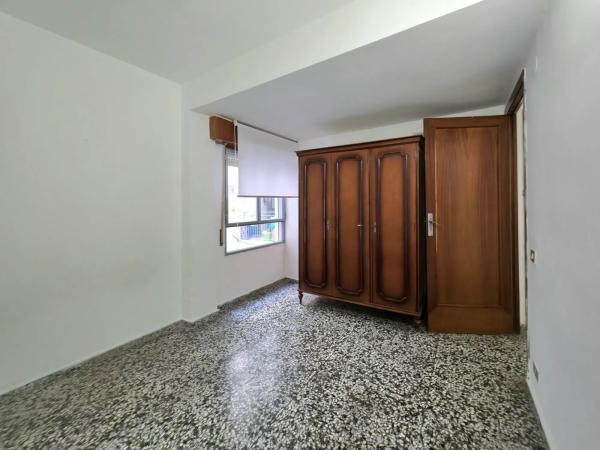 Квартира на продажу на Calle Pintor Lorenzo Casanova, 19, Аликанте / Алакант thumbnail 2