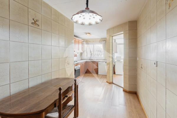 Квартира на продажу на Avenida de Loring, Аликанте / Алакант photo 1