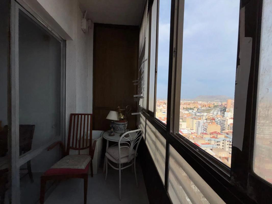Venta de estudio en Calle Poeta Vila y Blanco, Alicante / Alacant photo 5