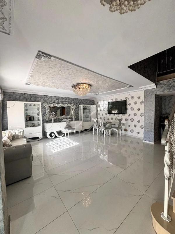 Venta de chalet independiente en Calle Amadeo Valls, Alicante / Alacant
photo 1