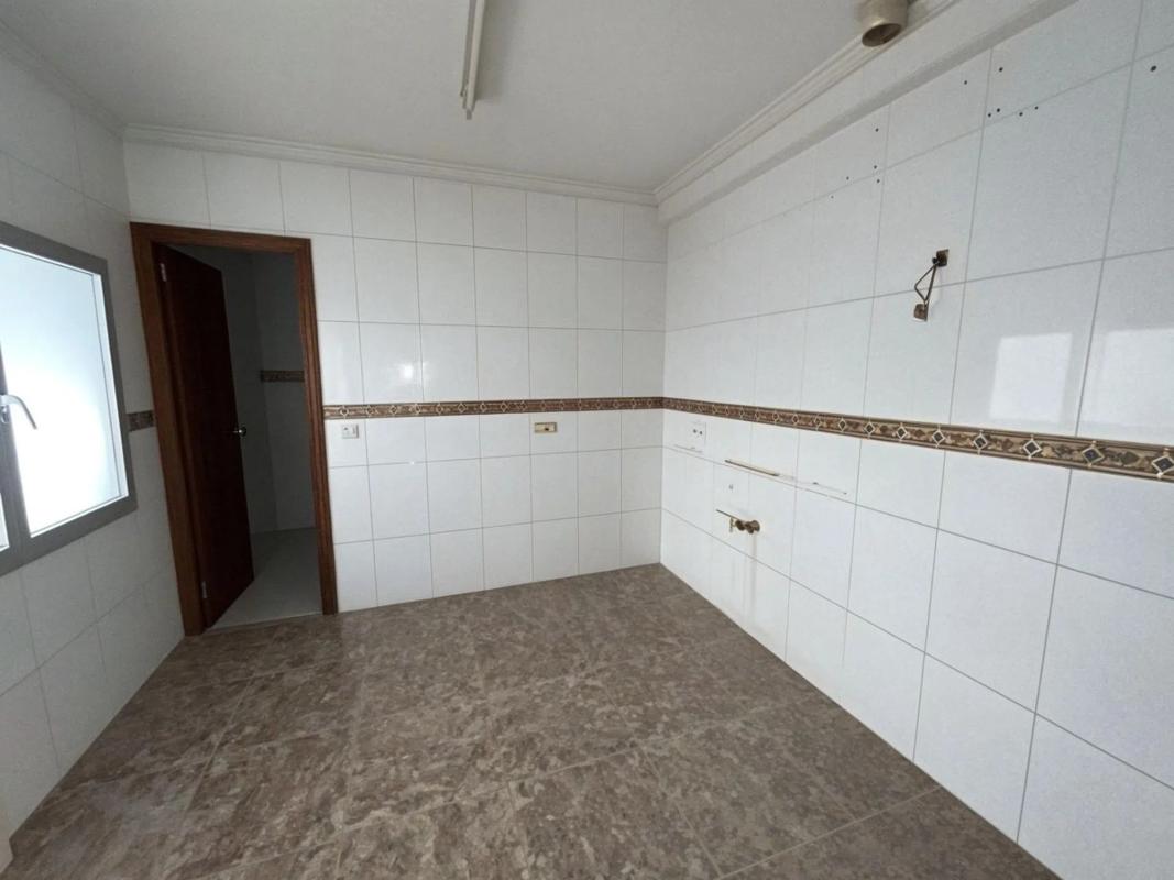 Venta de chalet adosado en Barrio Ciudad de Asís - Font-Calent - El Bacarot , Alicante / Alacant photo 1
