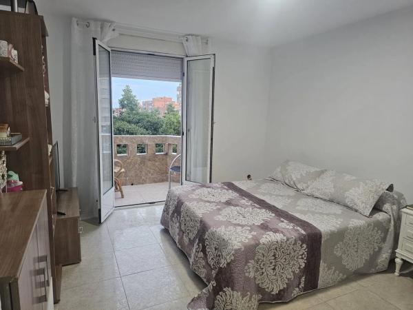 Квартира на продажу на  Barrio Los Ángeles, Аликанте / Алакант photo 1