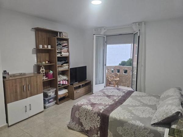 Квартира на продажу на  Barrio Los Ángeles, Аликанте / Алакант photo 3