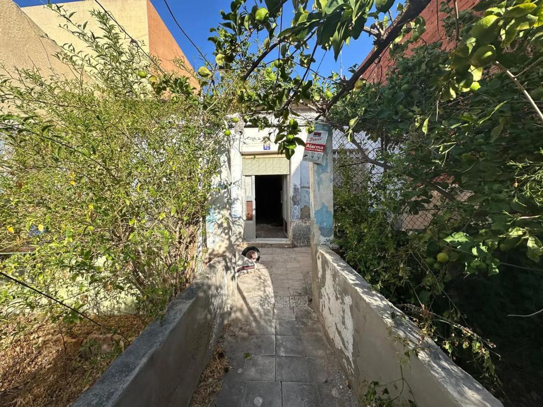 Venta de chalet independiente en Calle la Nucía, Alicante / Alacant
photo 1