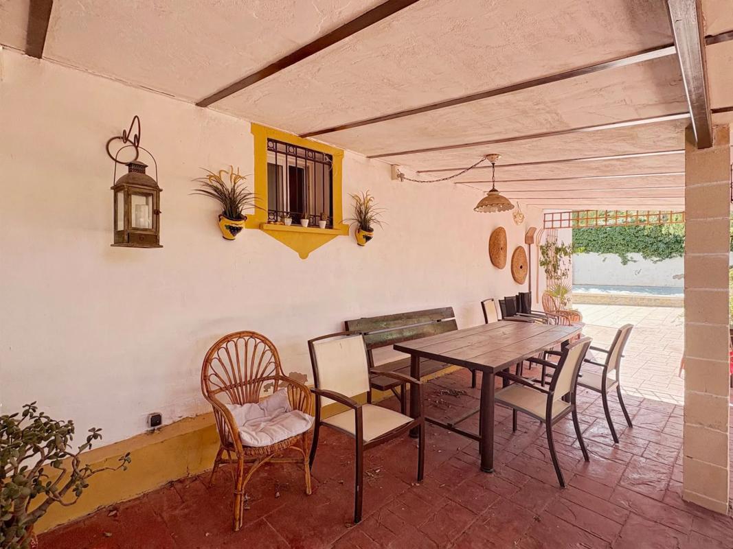 Venta de chalet independiente en DS VALLONGA, 14, Alicante / Alacant
photo 2
