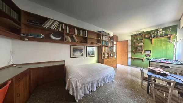 Independent chalet for sale in Avenida de Antonio Ramos Carratalá, Alicante
thumbnail 2