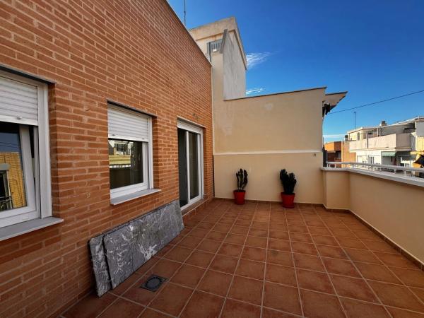 Mansarda na sprzedaż w  Calle General Espartero s/n, Alicante / Alacant photo 2