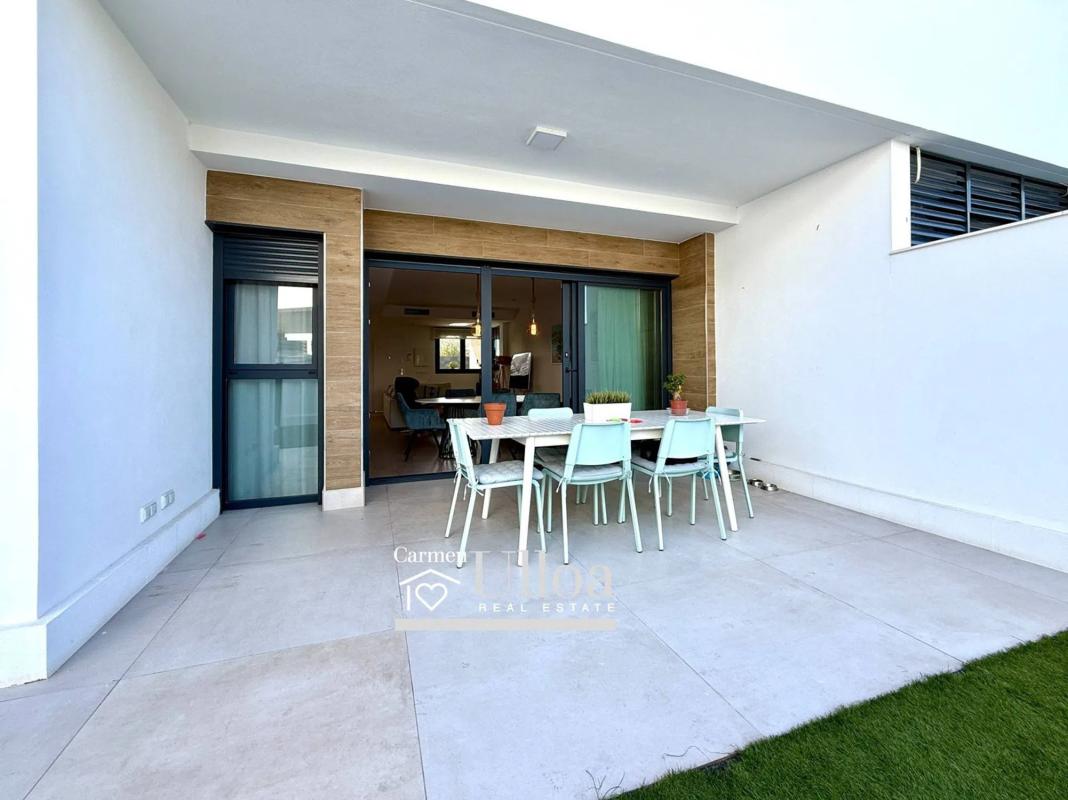 Venta de chalet adosado en Barrio Vistahermosa , Alicante / Alacant photo 3