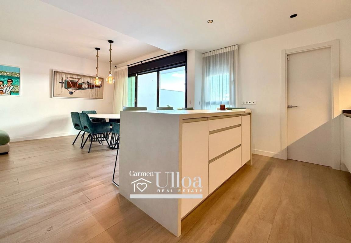 Venta de chalet adosado en Barrio Vistahermosa , Alicante / Alacant photo 5