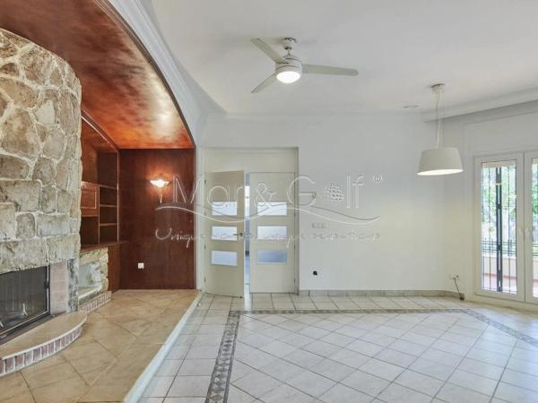 Independent chalet for sale in Calle Doctor Fleming, Alicante
 photo 4