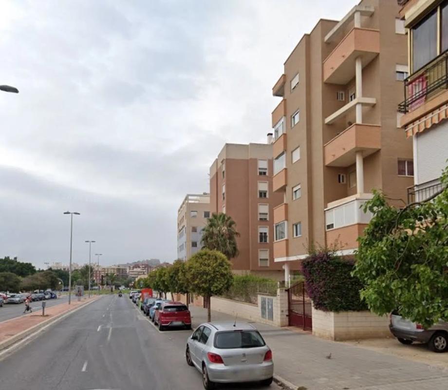 Sprzedaż mieszkania w Calle Alonso Cano, Alicante / Alacant
photo 1