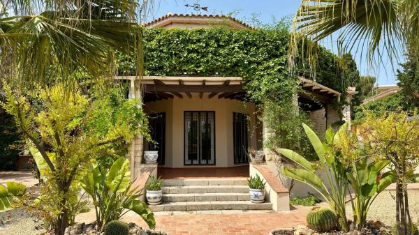 Chalet independiente en venta en Calle Doctor Fleming, Alicante / Alacant
 photo 4
