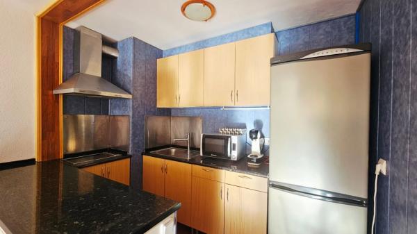 Apartment for sale in Barrio La Albufereta, Alicante thumbnail 1