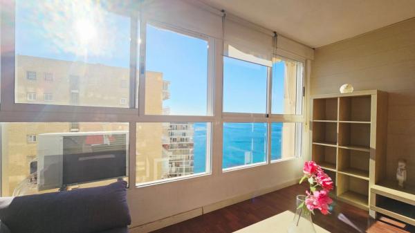 Apartment for sale in Barrio La Albufereta, Alicante thumbnail 2