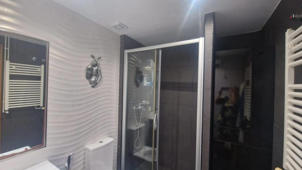 Venta de piso en Avenida Santander, Alicante / Alacant
photo 3