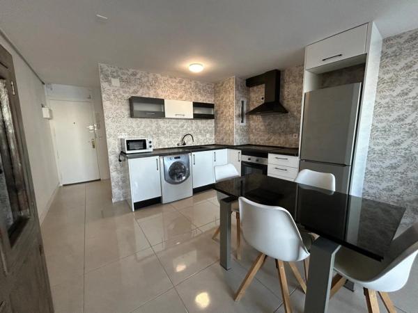 Apartment for sale in Avenida de Villajoyosa, Alicante photo 1