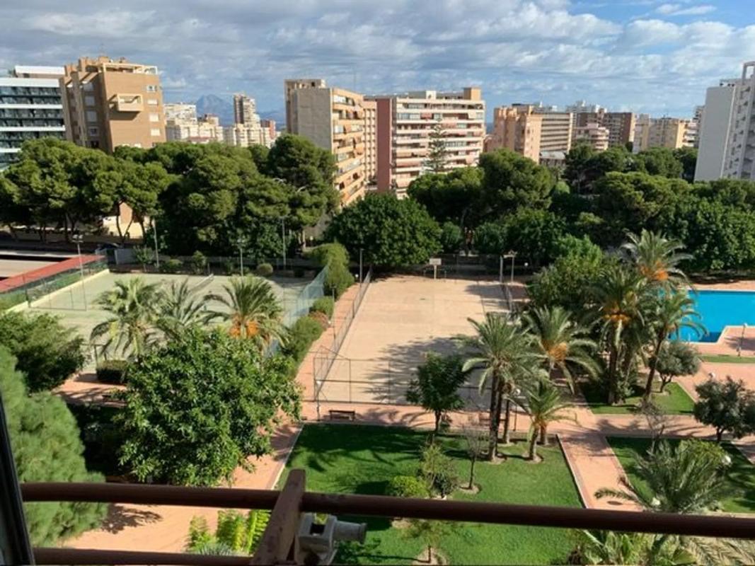 Sprzedaż mieszkania w Calle la Melva, Alicante / Alacant
photo 2
