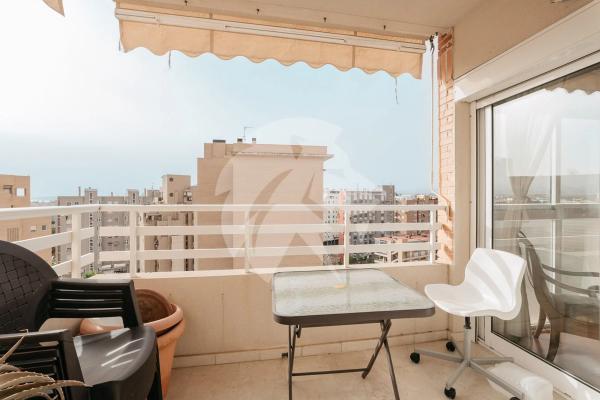 Квартира на продажу на  Avenida de la Condomina, Аликанте / Алакант photo 4