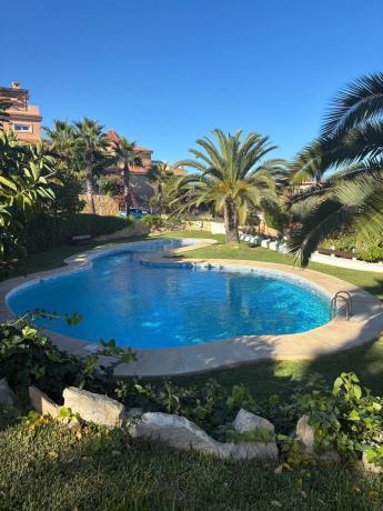 Chalet adosado en venta en Camino del faro s/n , Alicante / Alacant photo 1
