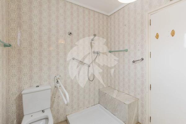 Chalet independiente en venta en Barrio Cabo de las Huertas, Alicante / Alacant
thumbnail 2