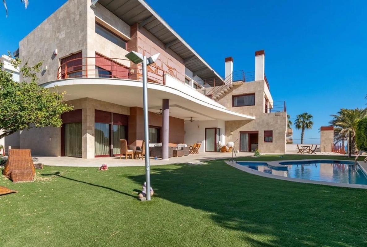 Продажа отдельного шале в Barrio Cabo de las Huertas, Аликанте / Алакант photo 2