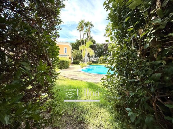 Chalet adosado en venta en Avenida Pintor Pérez Gil , Alicante / Alacant photo 1