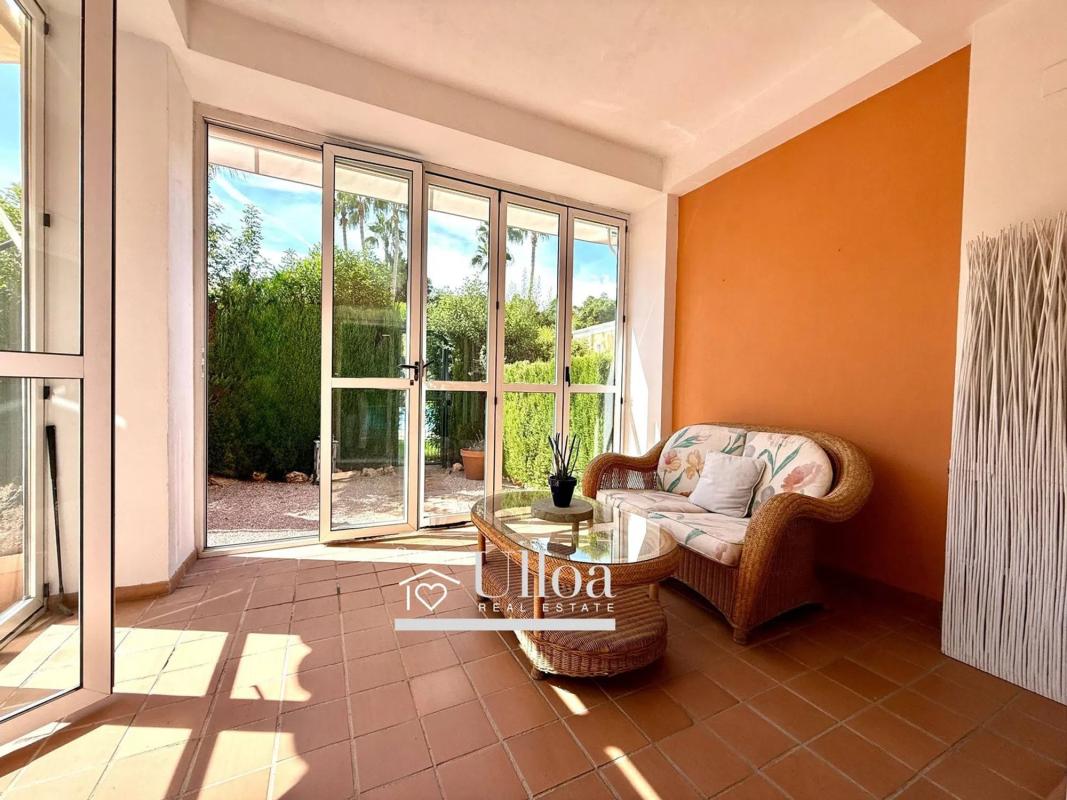 Sale of townhouse in  Avenida Pintor Pérez Gil , Alicante photo 3