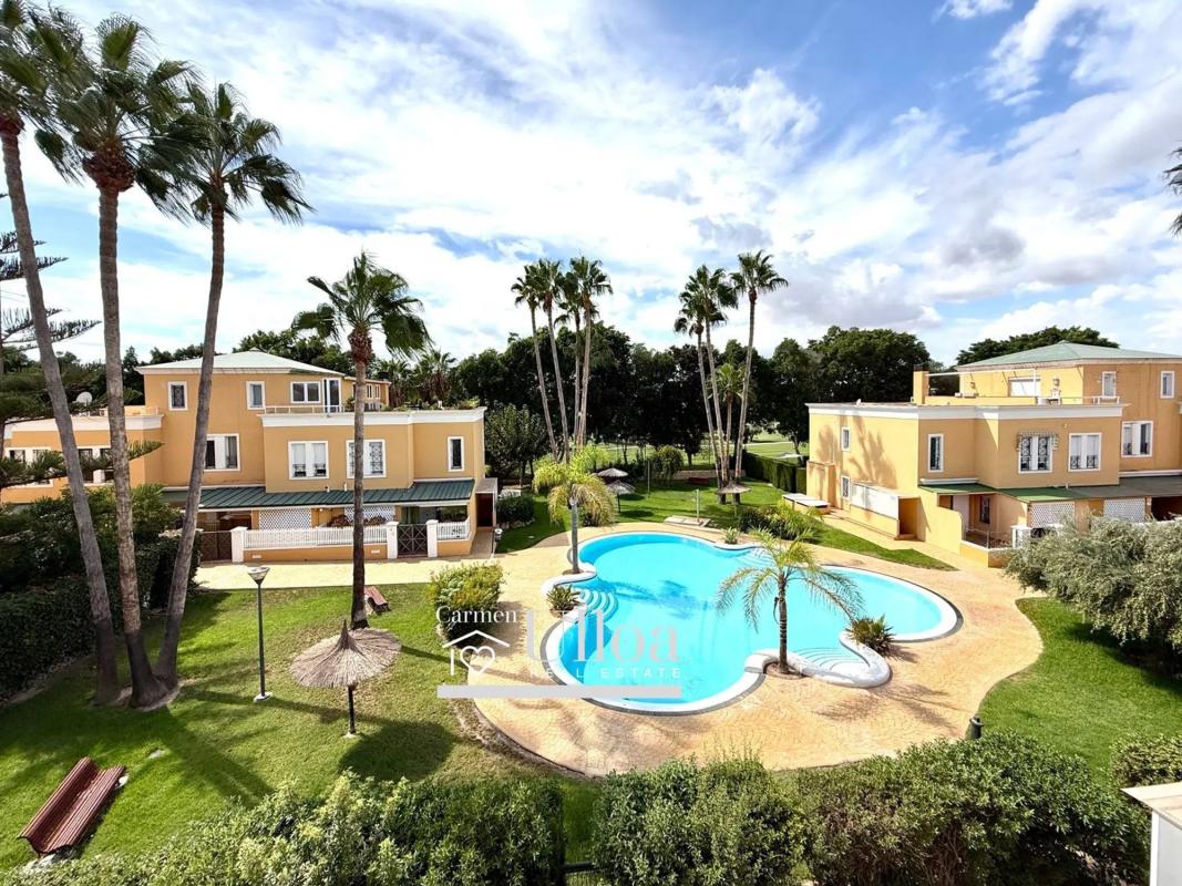 Sale of townhouse in  Avenida Pintor Pérez Gil , Alicante photo 5