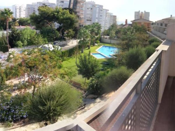 Chalet adosado en venta en Calle Elisa Tomàs Yusti , Alicante / Alacant photo 1