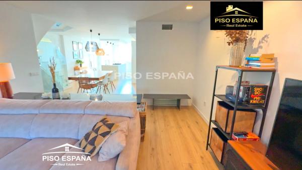 Terraced house for sale at CL MORENA, DE LA , Alicante thumbnail 2