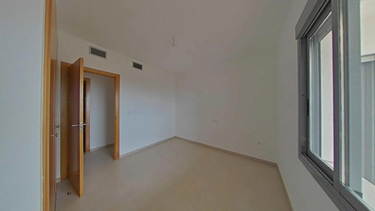 Продажа квартиры на Avenida de les Nacions, 40, Аликанте / Алакант
photo 3