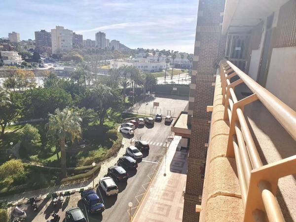 Квартира на продажу на Avenida de la Costa Blanca, 20, Аликанте / Алакант photo 1