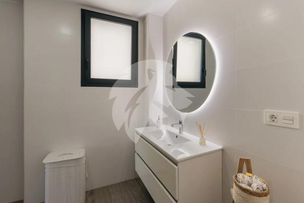 Chalet independiente en venta en Barrio La Albufereta, Alicante / Alacant
thumbnail 2