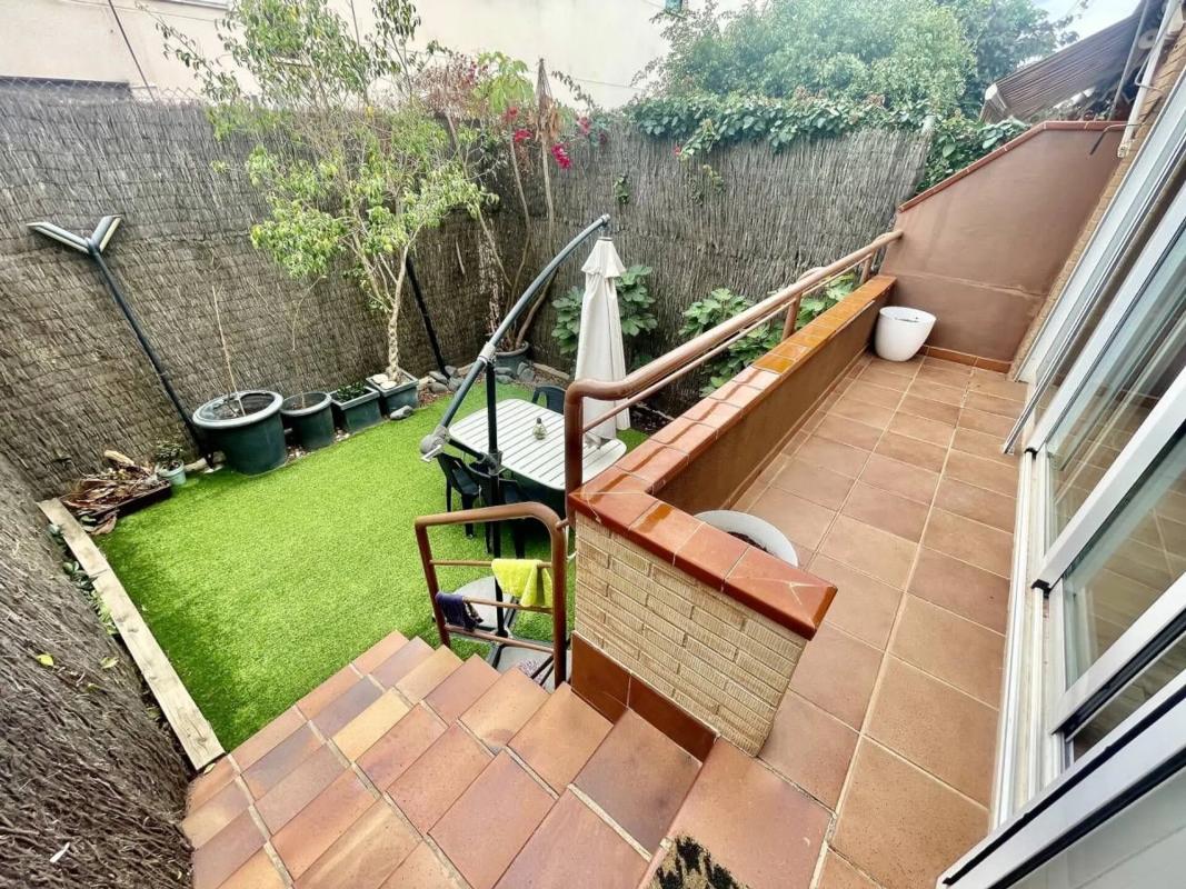 Продажа таунхауса в  Barrio Cabo de las Huertas , Аликанте / Алакант photo 4