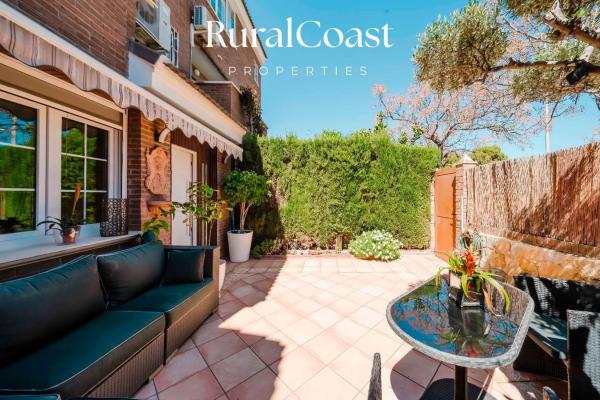 Terraced house for sale at  Calle del Olimpo , Alicante photo 4