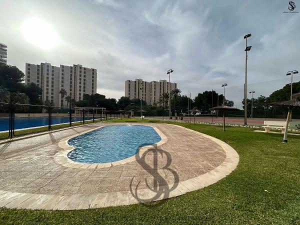 Квартира на продажу на Calle del Curricán, Аликанте / Алакант photo 1