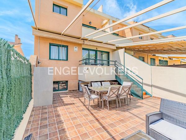 Chalet pareado en calle Enric Valor, 12 photo 1