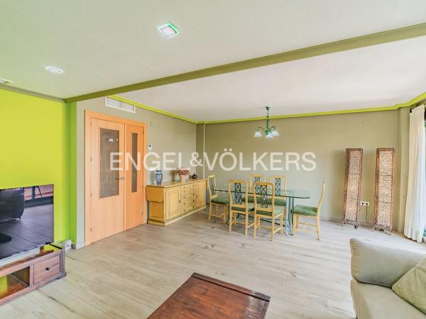 Chalet pareado en calle Enric Valor, 12 photo 3