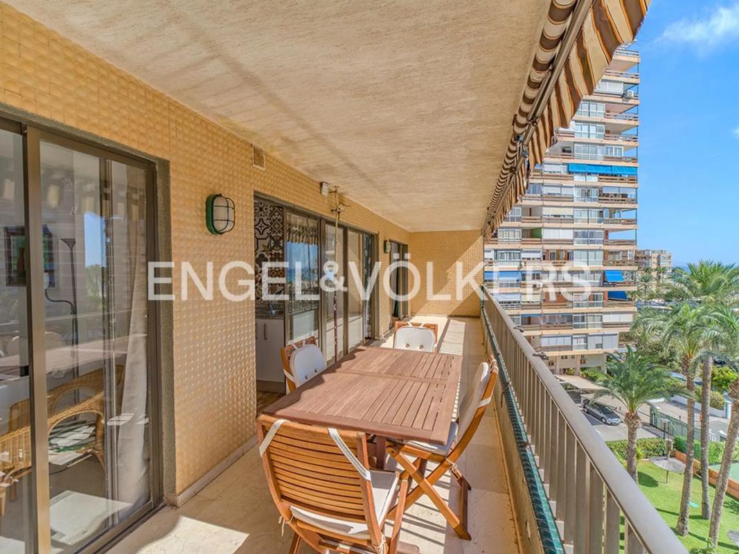 Sprzedaż mieszkania w Avenida de la Costa Blanca, 135, Alicante / Alacant
 photo 3