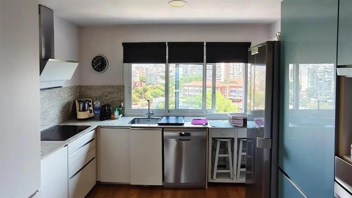 Sale of apartment in Avenida de la Costa Blanca, Alicante
photo 3