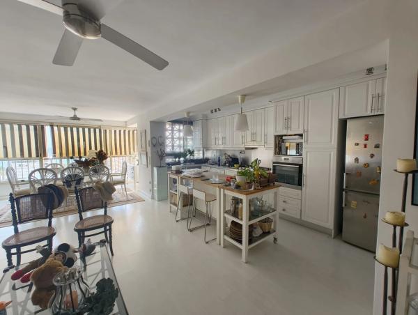 Piso en venta en AV COSTA BLANCA, Alicante / Alacant
photo 1