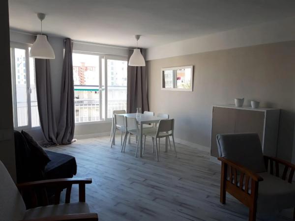 Piso en venta en Calle Anguila, Alicante / Alacant
thumbnail 2