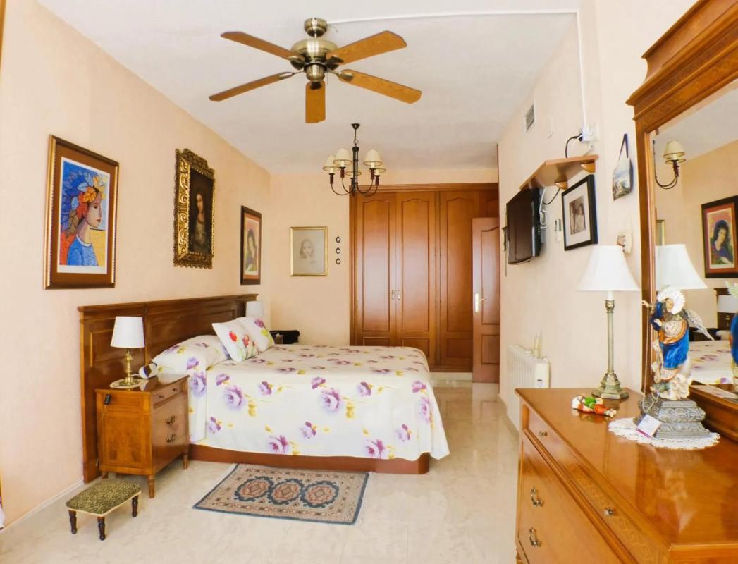 Sale of apartment in Glorieta Dep Paqui Veza, Alicante
 photo 5