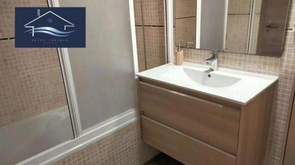 Terraced house for sale at Calle Juana Francés , Alicante thumbnail 1