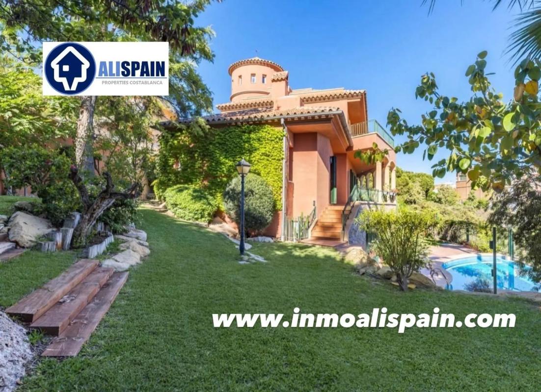 Sale of independent chalet in Barrio Cabo de las Huertas, Alicante
 photo 4