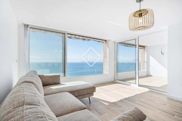 Piso en venta en Avenida de Villajoyosa, Alicante / Alacant
thumbnail 1