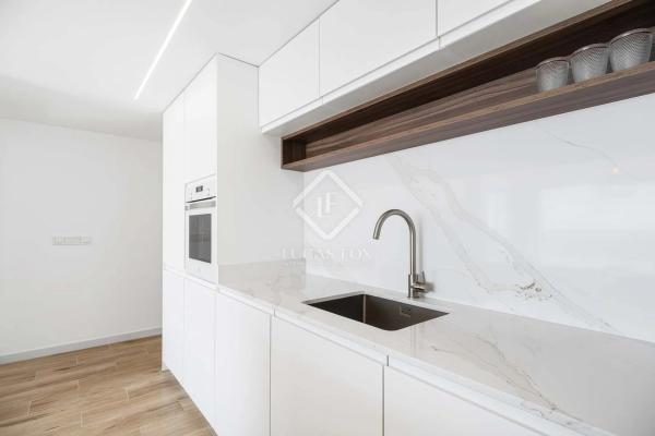 Piso en venta en Avenida de Villajoyosa, Alicante / Alacant
thumbnail 2