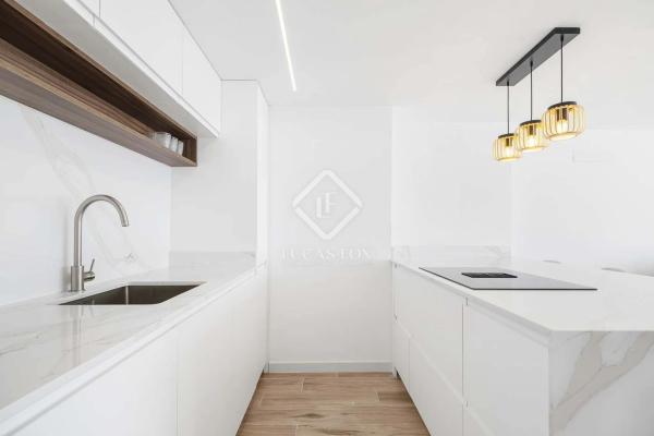 Piso en venta en Avenida de Villajoyosa, Alicante / Alacant
 photo 4